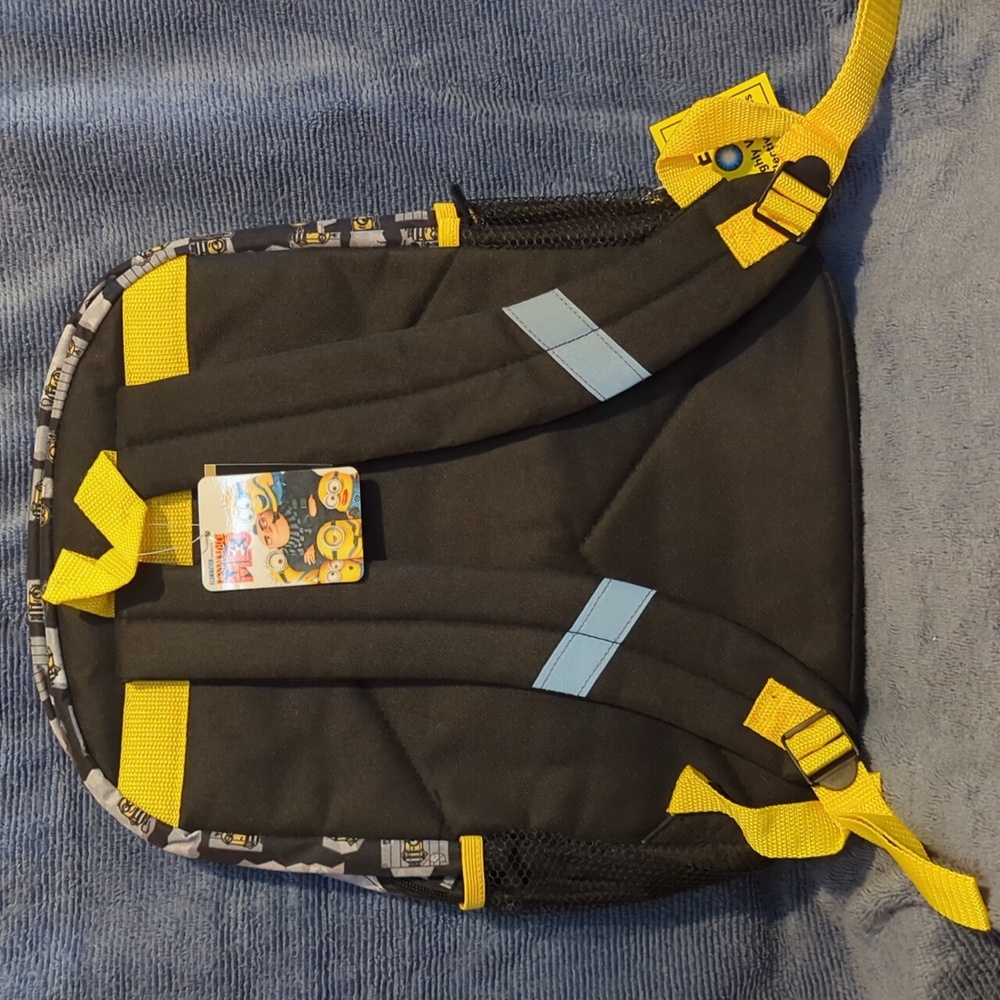 Minions DAVE, Book Bag w/Attachable Lunch Bag, New - Picture 2 of 5